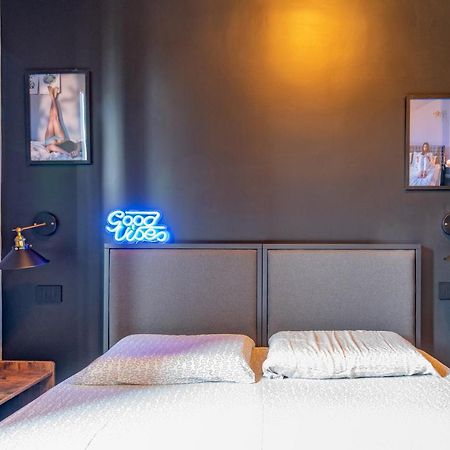 Oggi Ti Porto A Torino By Happyhostorino Apartamento Exterior foto