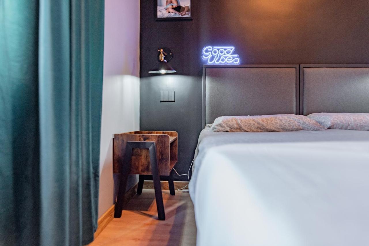 Oggi Ti Porto A Torino By Happyhostorino Apartamento Exterior foto