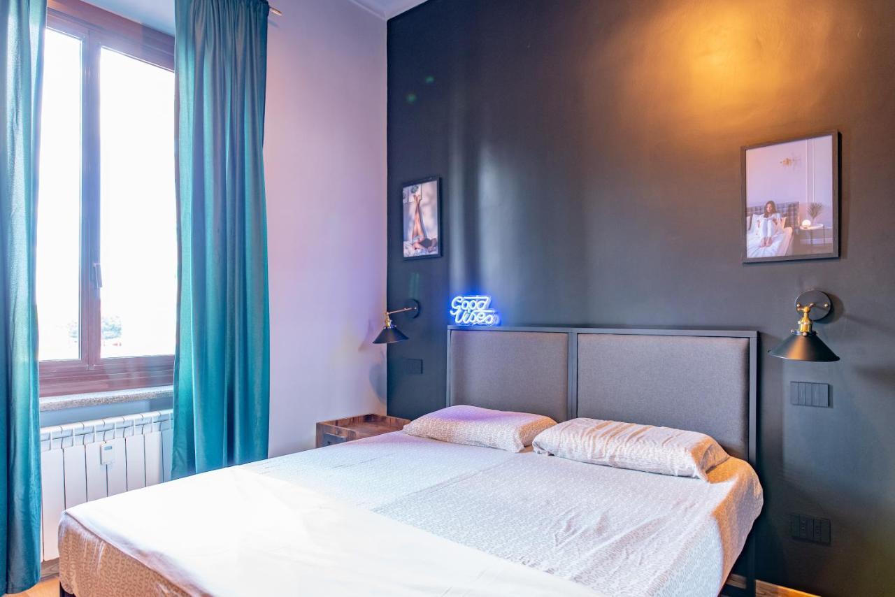 Oggi Ti Porto A Torino By Happyhostorino Apartamento Exterior foto